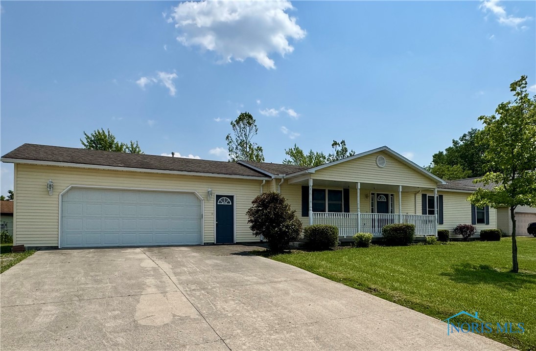 5117 Lake Shore Drive, Defiance, Ohio image 1