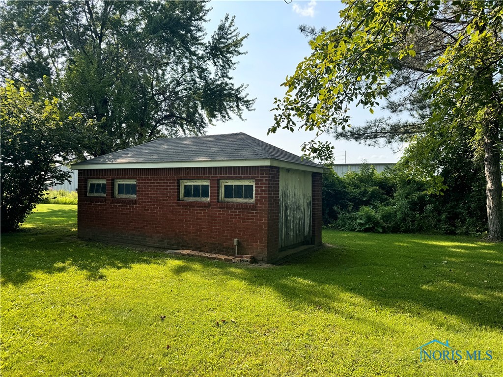 980 E Riverview Avenue, Napoleon, Ohio image 3
