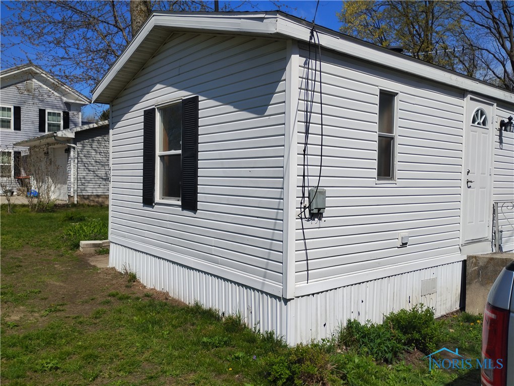464 Second Street, Liberty Center, Ohio image 8