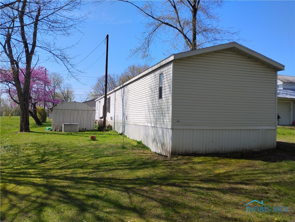 464 Second Street, Liberty Center, Ohio image 6