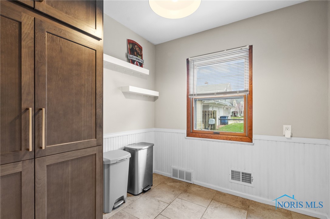 3909 Maxwell Road, Toledo, Ohio image 18