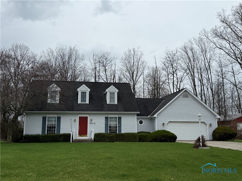 2642 Cherry Ridge Drive, Fremont, Ohio image 1
