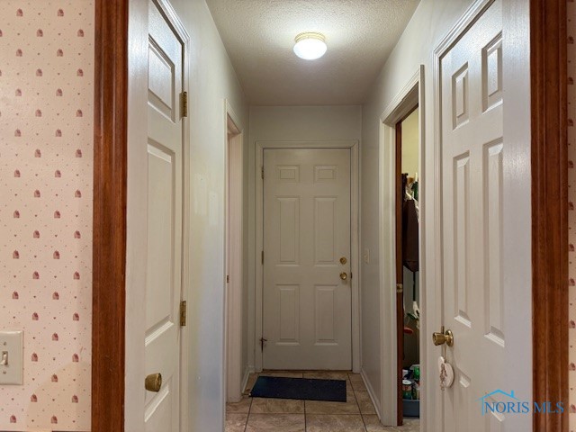 2642 Cherry Ridge Drive, Fremont, Ohio image 17