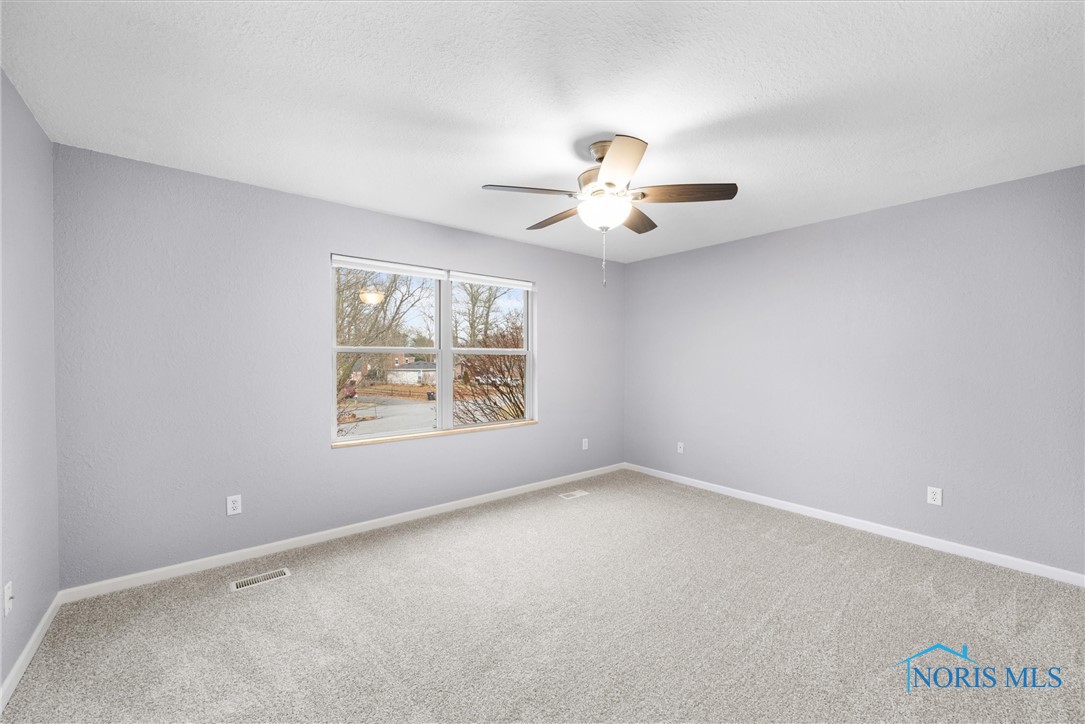 310 Oak Hill Court, Holland, Ohio image 17