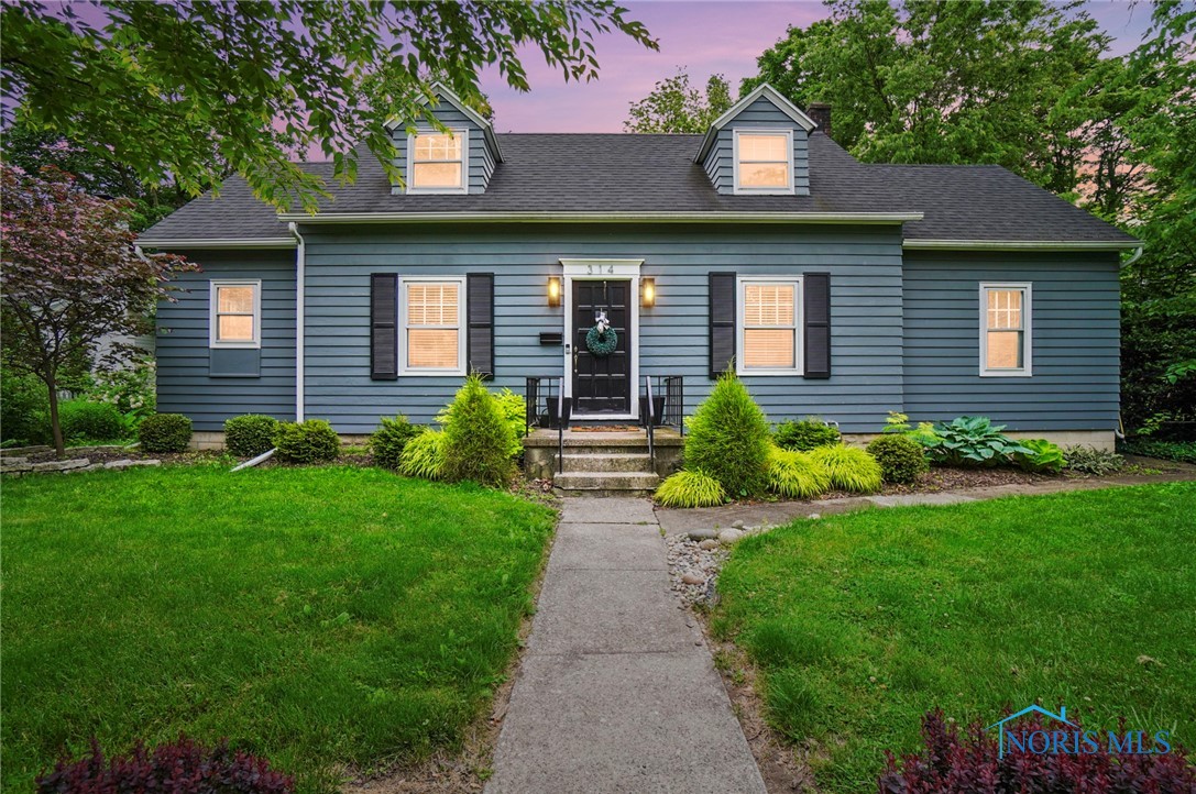 314 E 2nd Street, Perrysburg, Ohio image 1