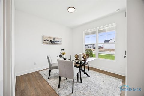 Tiny photo for 999 Stoneleigh Drive, Perrysburg, OH 43551 (MLS # 6131446)