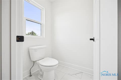 Tiny photo for 999 Stoneleigh Drive, Perrysburg, OH 43551 (MLS # 6131446)