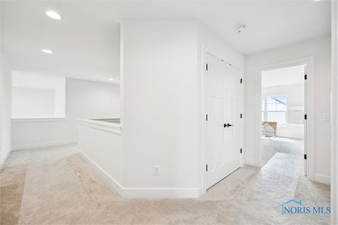 Tiny photo for 999 Stoneleigh Drive, Perrysburg, OH 43551 (MLS # 6131446)