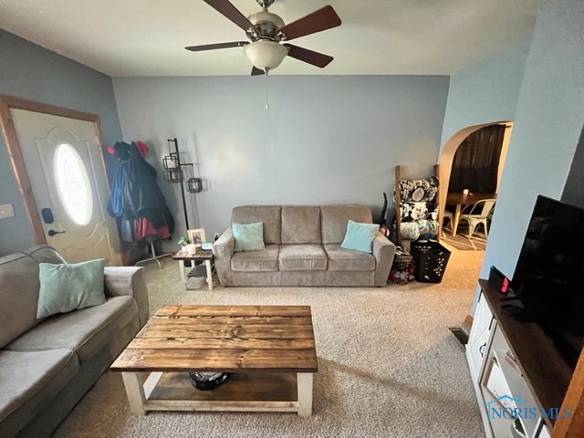 663 W Summit Street, Fostoria, Ohio image 3