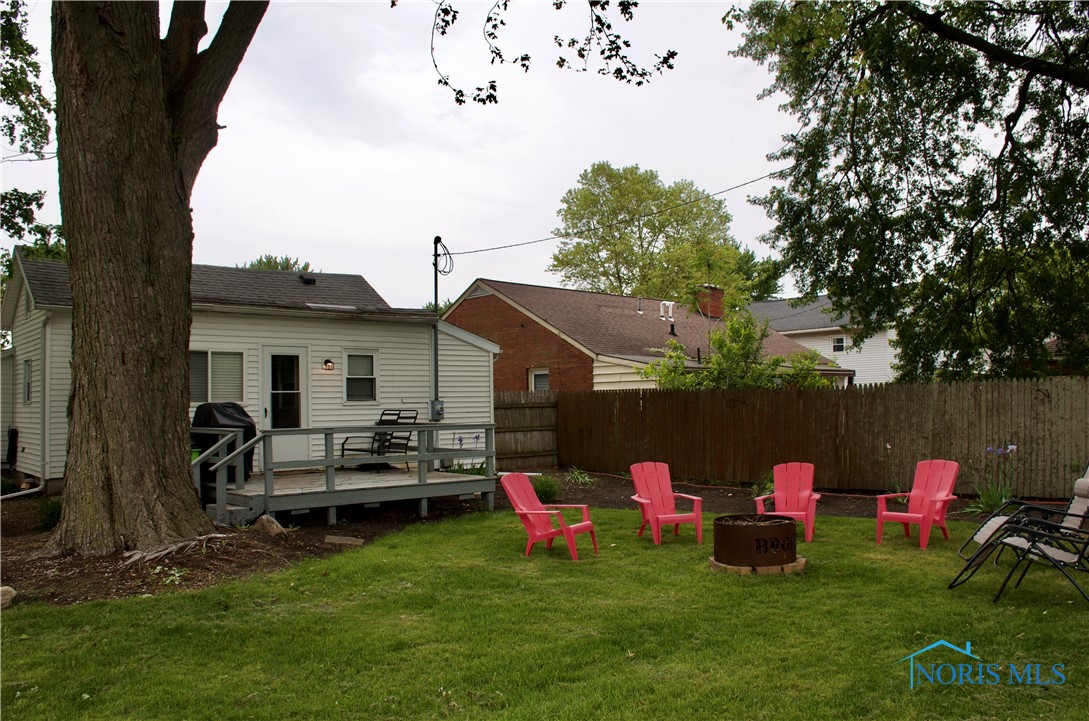 663 W Summit Street, Fostoria, Ohio image 23