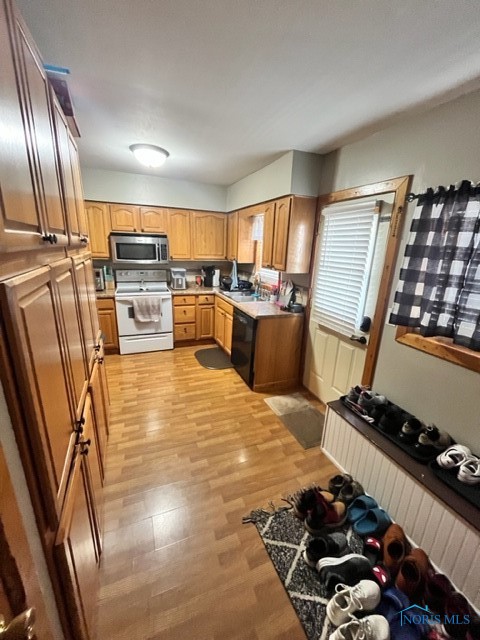 663 W Summit Street, Fostoria, Ohio image 7