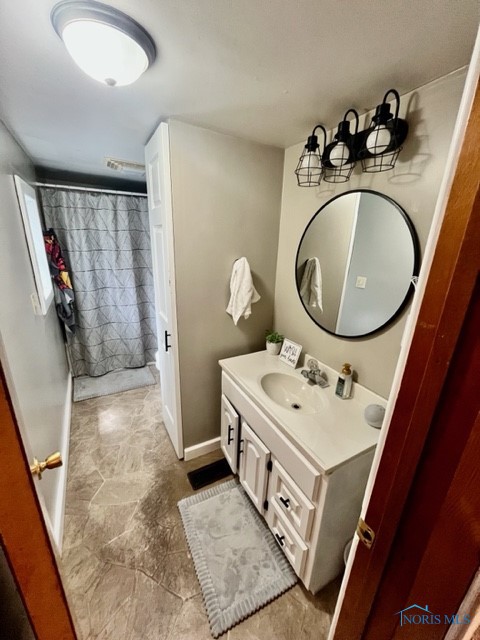 663 W Summit Street, Fostoria, Ohio image 12