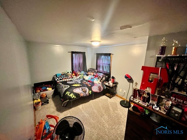 663 W Summit Street, Fostoria, Ohio image 16