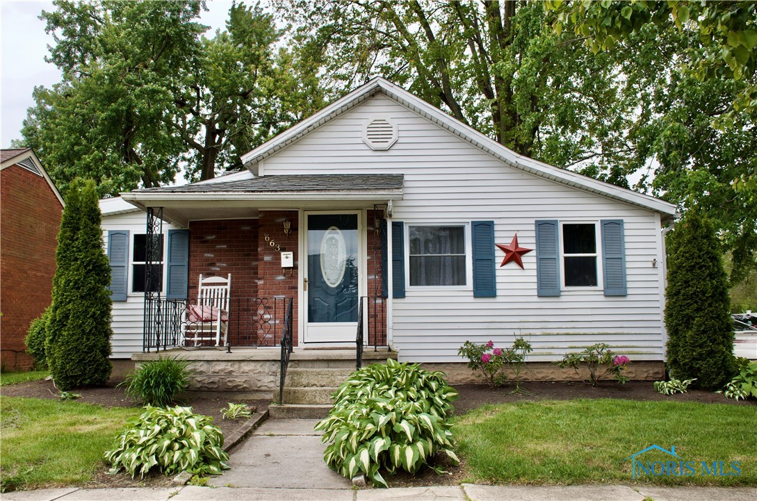663 W Summit Street, Fostoria, Ohio image 1