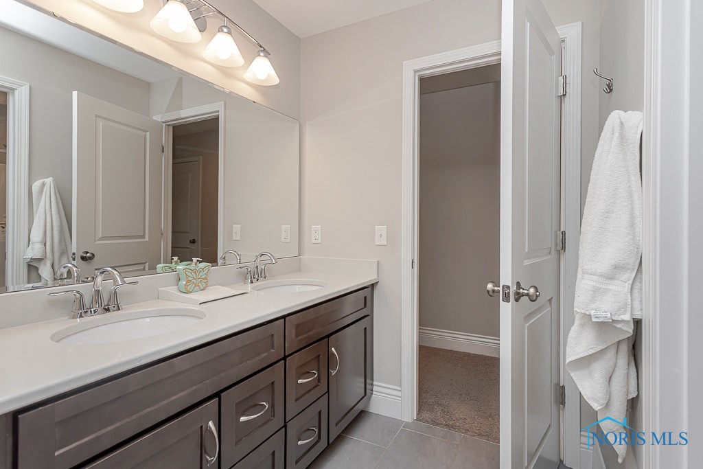 2902 Woods Edge Road, Perrysburg, Ohio image 34