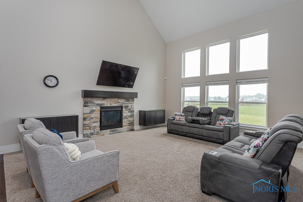 2902 Woods Edge Road, Perrysburg, Ohio image 6