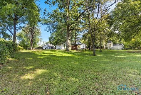 Tiny photo for 5433 Whiteford Road, Sylvania, OH 43560 (MLS # 6136056)