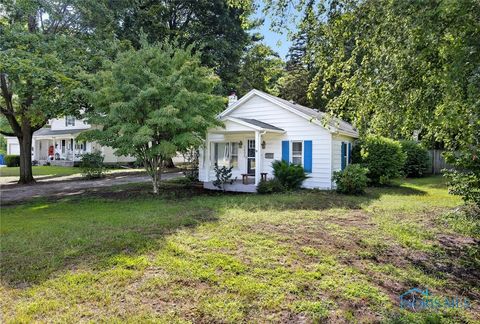 Photo of 5433 Whiteford Road, Sylvania, OH 43560 (MLS # 6136056)