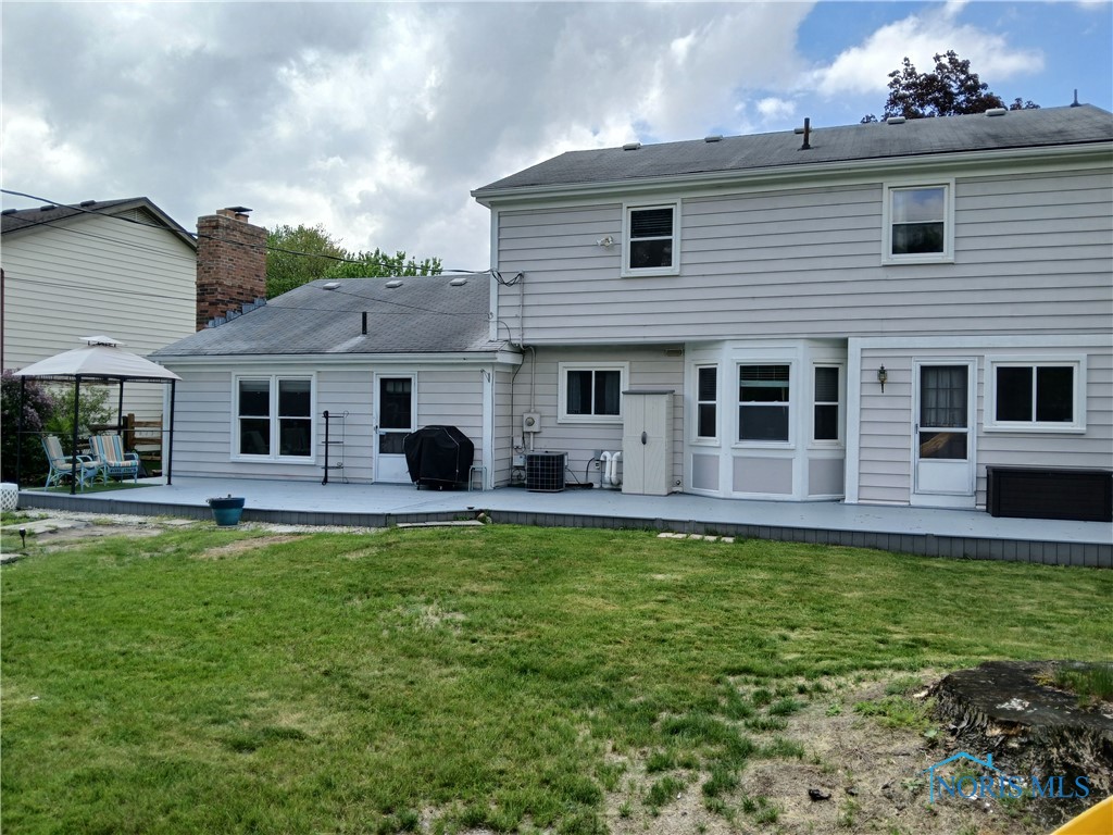 4718 Weldwood Lane, Sylvania, Ohio image 7