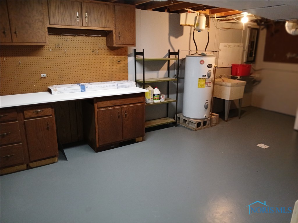 4718 Weldwood Lane, Sylvania, Ohio image 31