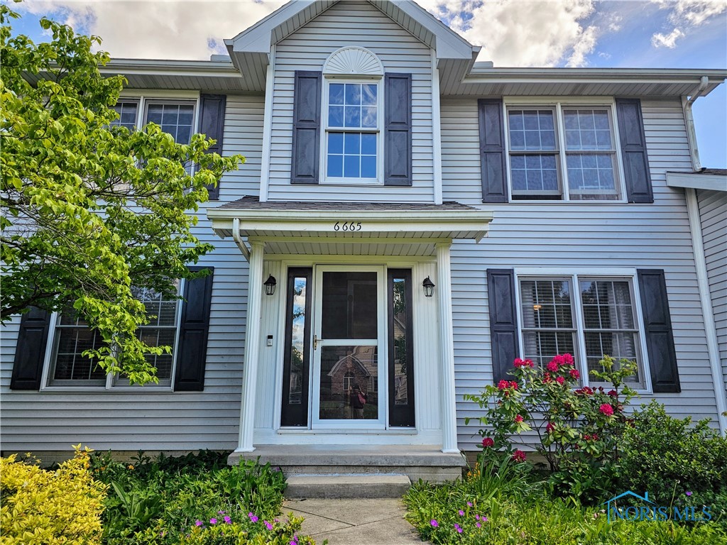 6665 Hunters Crossing, Maumee, Ohio image 3