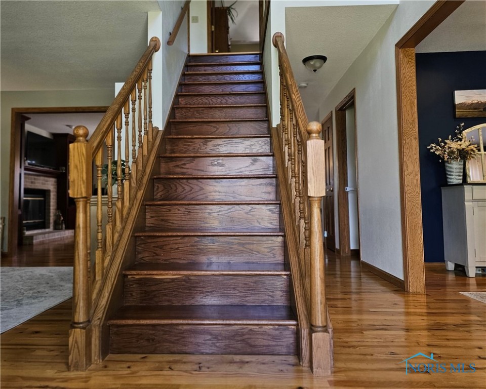 6665 Hunters Crossing, Maumee, Ohio image 4