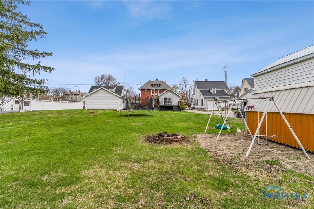 215 W Findlay Street, Carey, Ohio image 42