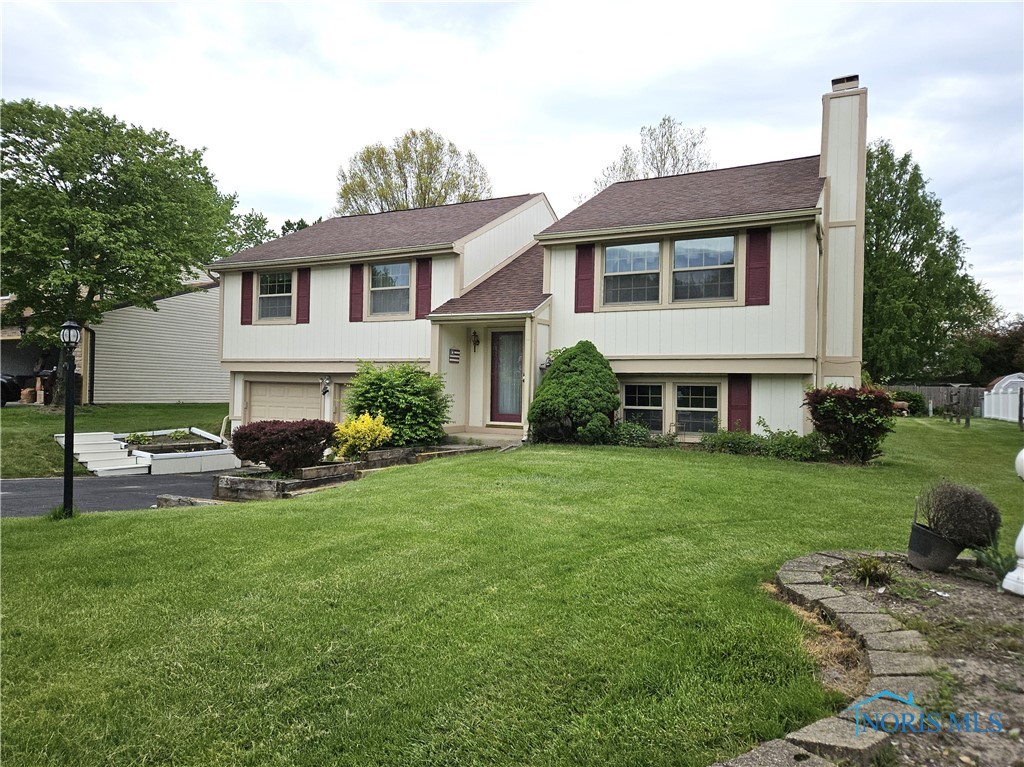6524 Glenhurst Drive, Maumee, Ohio image 2