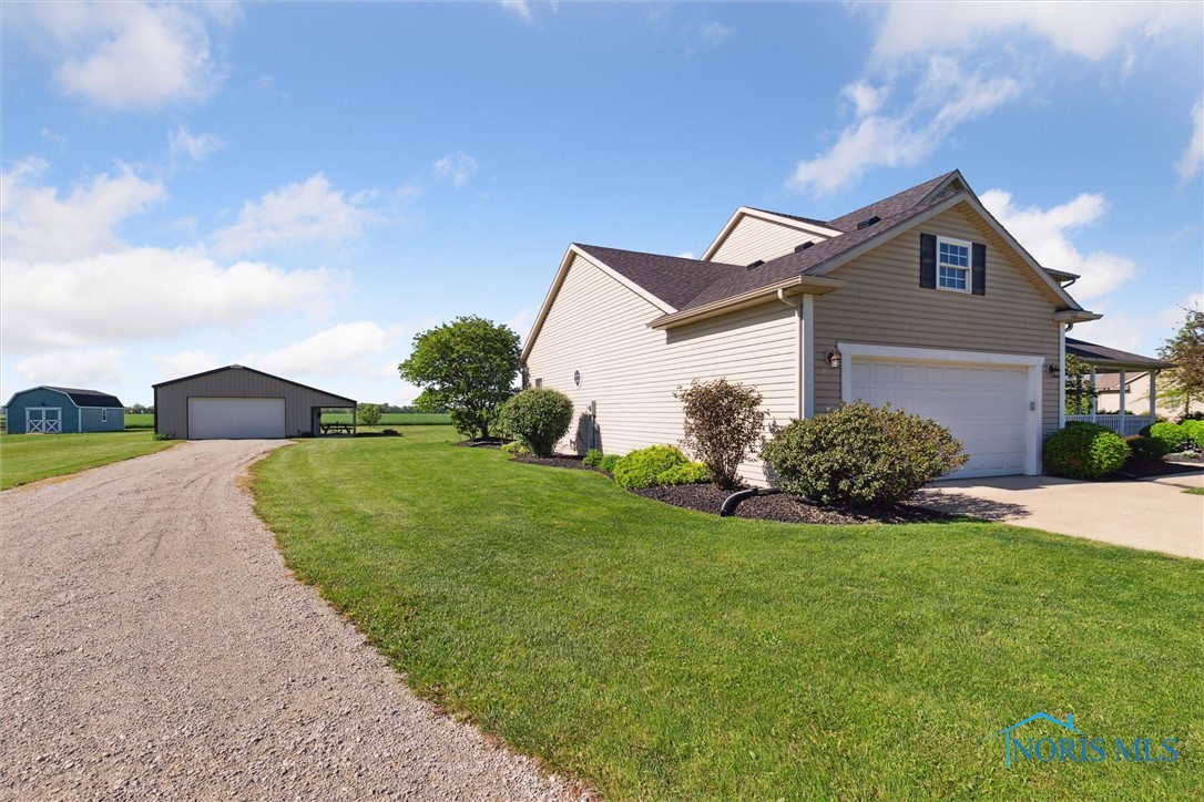 16782 W Moline Martin Road, Graytown, Ohio image 2