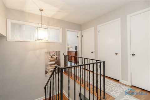 Tiny photo for 2929 Meadowwood Drive, Toledo, OH 43606 (MLS # 6136662)