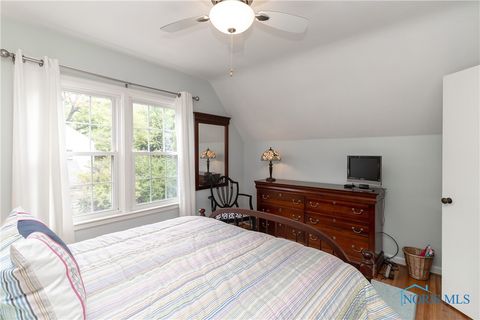 Tiny photo for 2929 Meadowwood Drive, Toledo, OH 43606 (MLS # 6136662)