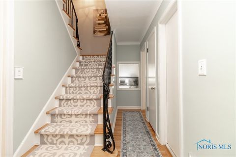 Tiny photo for 2929 Meadowwood Drive, Toledo, OH 43606 (MLS # 6136662)