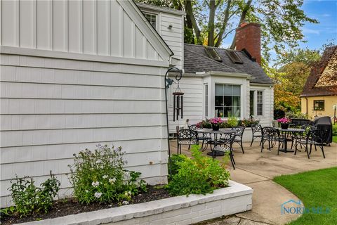 Tiny photo for 2929 Meadowwood Drive, Toledo, OH 43606 (MLS # 6136662)