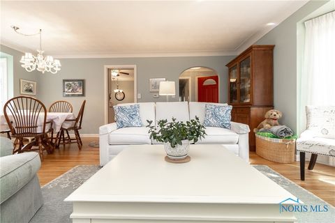 Tiny photo for 2929 Meadowwood Drive, Toledo, OH 43606 (MLS # 6136662)
