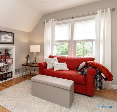 Tiny photo for 2929 Meadowwood Drive, Toledo, OH 43606 (MLS # 6136662)