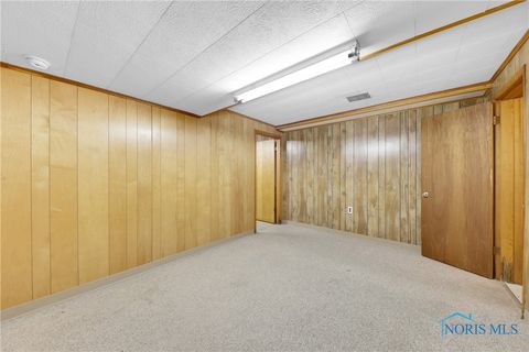 Tiny photo for 801 N Shoop Avenue, Wauseon, OH 43567 (MLS # 6136168)