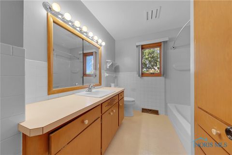 Tiny photo for 801 N Shoop Avenue, Wauseon, OH 43567 (MLS # 6136168)