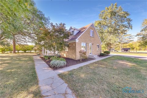 Tiny photo for 801 N Shoop Avenue, Wauseon, OH 43567 (MLS # 6136168)
