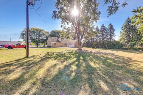 Tiny photo for 801 N Shoop Avenue, Wauseon, OH 43567 (MLS # 6136168)