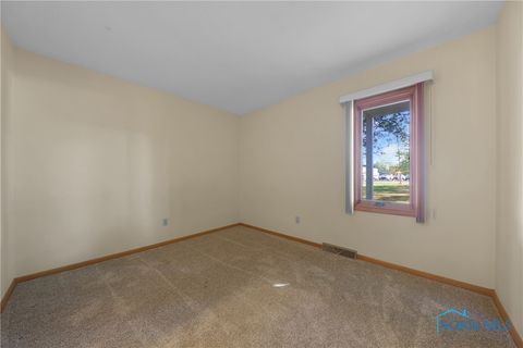 Tiny photo for 801 N Shoop Avenue, Wauseon, OH 43567 (MLS # 6136168)