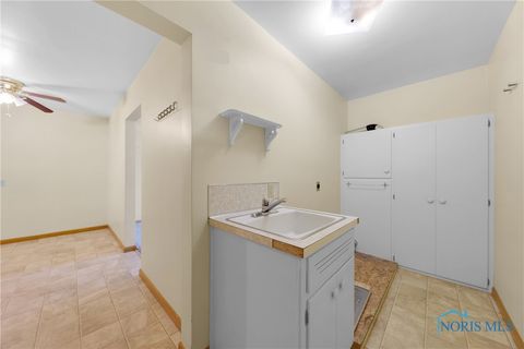 Tiny photo for 801 N Shoop Avenue, Wauseon, OH 43567 (MLS # 6136168)