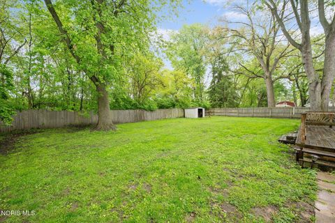 Tiny photo for 305 Roseanna Drive, Toledo, OH 43615 (MLS # 10007213)
