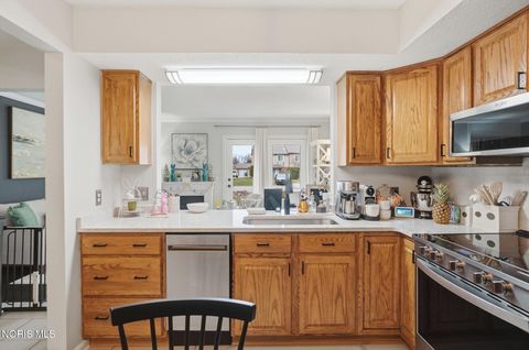 Tiny photo for 5662 Tibaron Lane #B, Toledo, OH 43615 (MLS # 10006654)