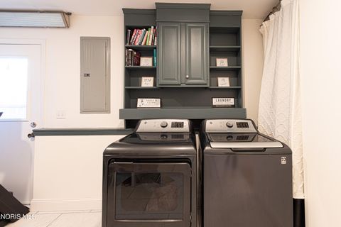 Tiny photo for 318 Birchdale Road, Perrysburg, OH 43551 (MLS # 10005060)