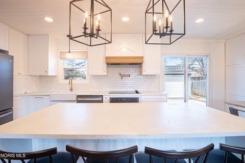 Tiny photo for 318 Birchdale Road, Perrysburg, OH 43551 (MLS # 10005060)