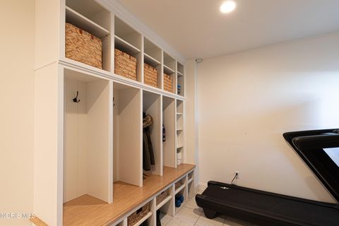 Tiny photo for 318 Birchdale Road, Perrysburg, OH 43551 (MLS # 10005060)