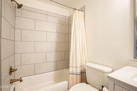 Tiny photo for 318 Birchdale Road, Perrysburg, OH 43551 (MLS # 10005060)