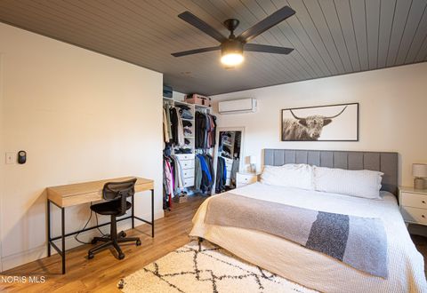 Tiny photo for 318 Birchdale Road, Perrysburg, OH 43551 (MLS # 10005060)