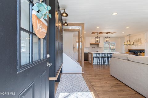 Tiny photo for 318 Birchdale Road, Perrysburg, OH 43551 (MLS # 10005060)