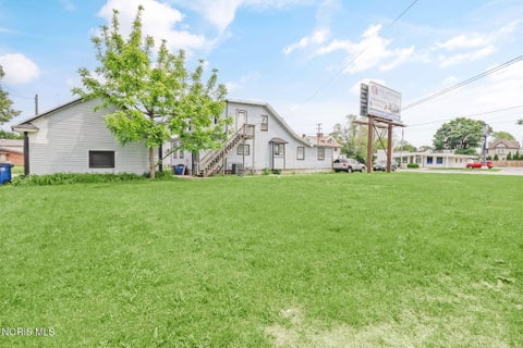 Tiny photo for 4927 N Summit Street, Toledo, OH 43611 (MLS # 10013606)